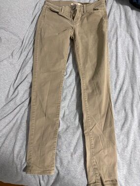 Levi's Skinny Pants in Tan